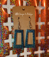 Load image into Gallery viewer, Baby’s Blue Earrings
