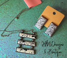 Load image into Gallery viewer, Montana Stud Earrings
