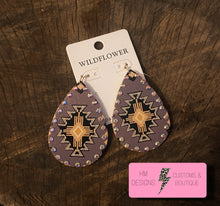 Load image into Gallery viewer, Dutton Darlin’ Earrings
