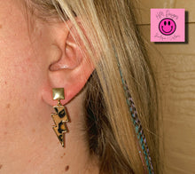 Load image into Gallery viewer, Leopard Lightning Earrings
