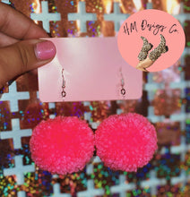 Load image into Gallery viewer, RaeLynn Earring
